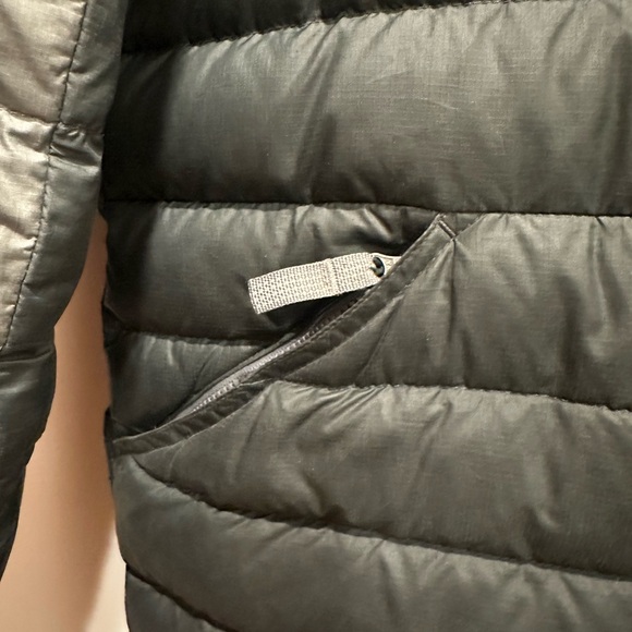 Patagonia Kids Boys Down Puffer Reversible Jacket Coat Gray Black Size L 10 12 - Picture 7 of 11